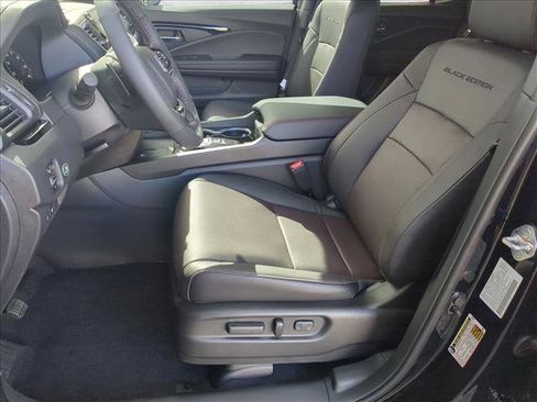 New 2026 Honda Ridgeline Black Edition image 4