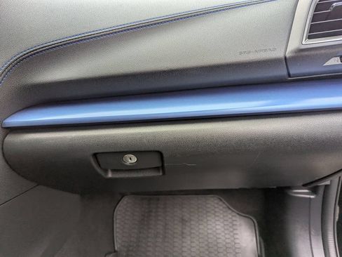 Used 2019 Subaru Crosstrek Hybrid w/ Moonroof Package w/Navigation AWD/4WD image 41