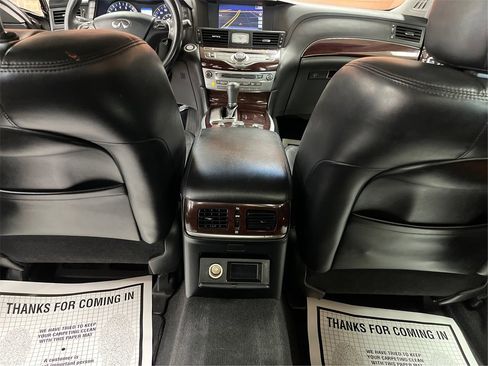 Used 2015 INFINITI Q70 L 3.7 image 24