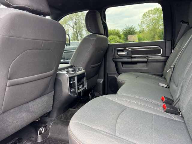 Used 2024 RAM 3500 Big Horn w/ Level 2 Equipment Group AWD/4WD image 37
