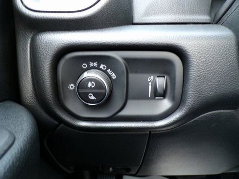New 2026 RAM 2500 Tradesman AWD/4WD image 17