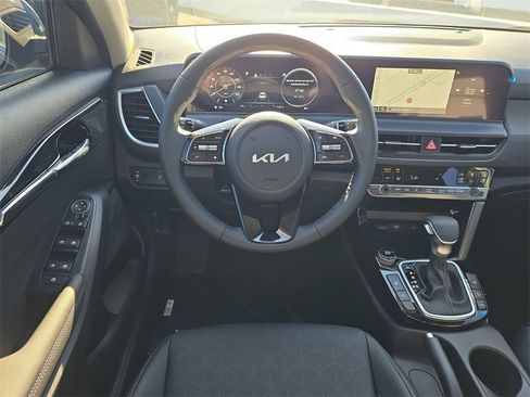 New 2026 Kia Seltos EX w/ EX Sunroof Package image 15