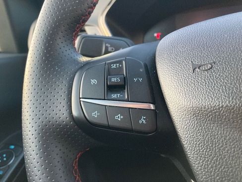 Used 2025 Ford Escape ST-Line image 13