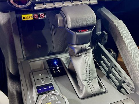 New 2026 Toyota Tacoma TRD Off-Road AWD/4WD image 14