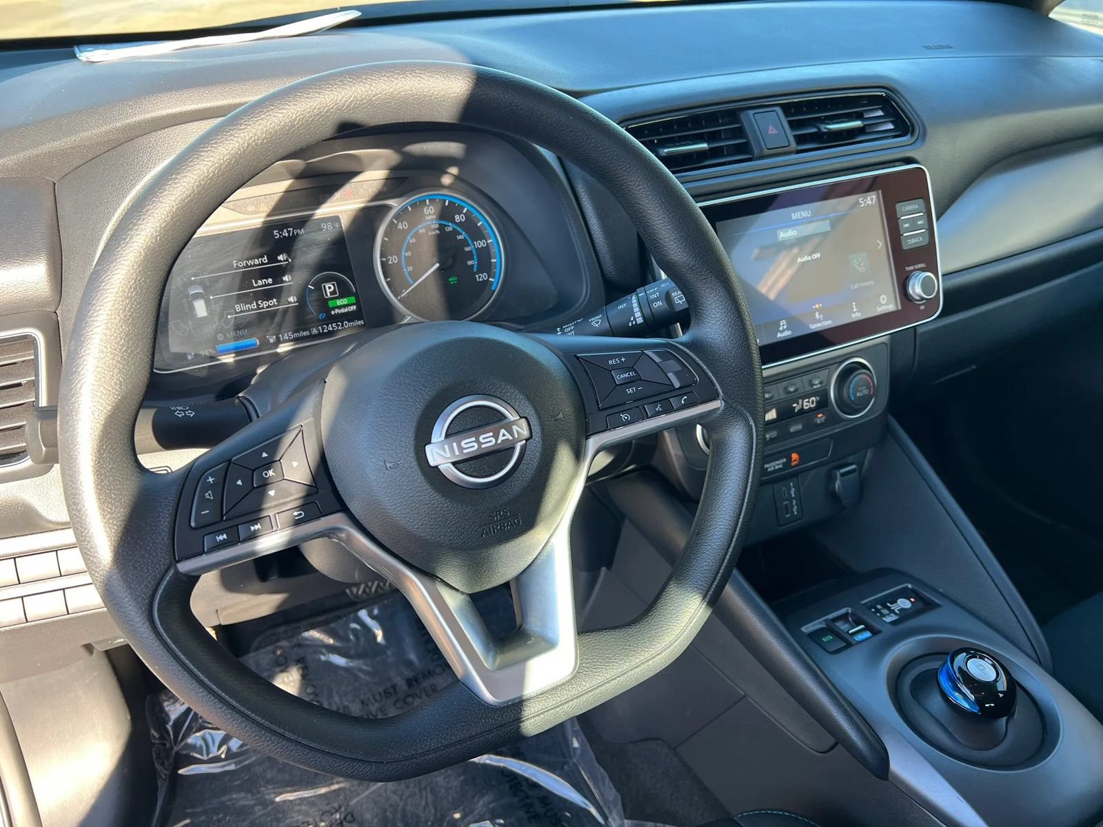 Used 2025 Nissan Leaf S FWD image 10