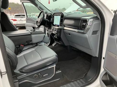 Used 2021 Ford F150 Lariat w/ Equipment Group 501A Mid image 23