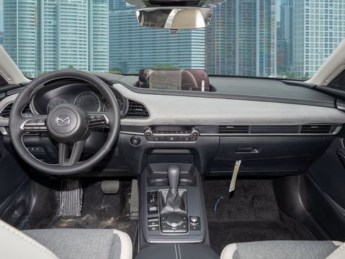 New 2026 MAZDA CX-30 Aire Edition image 8