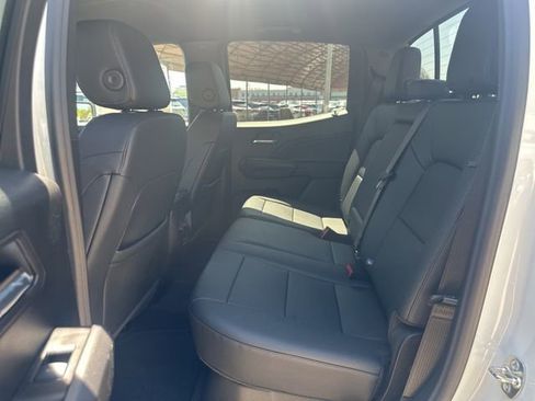 New 2026 Chevrolet Colorado LT w/ LT Convenience Package AWD/4WD image 12