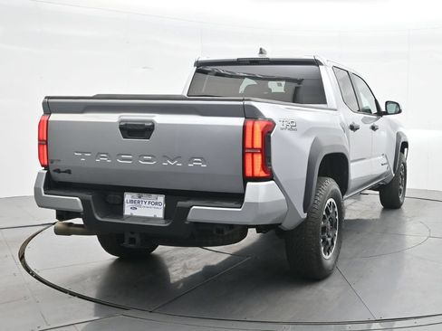 Used 2024 Toyota Tacoma TRD Off-Road AWD/4WD image 7