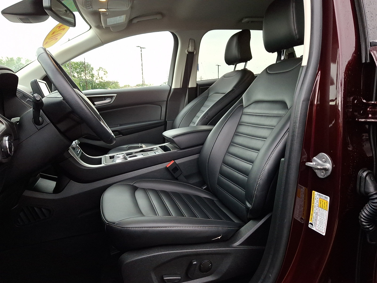 Certified 2024 Ford Edge SEL w/ Convenience Package AWD/4WD image 13