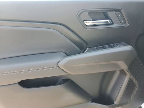 New 2025 Chevrolet Colorado LT w/ LT Convenience Package image 21