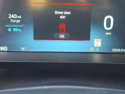 Used 2023 Ford F150 Lightning Platinum AWD/4WD image 16