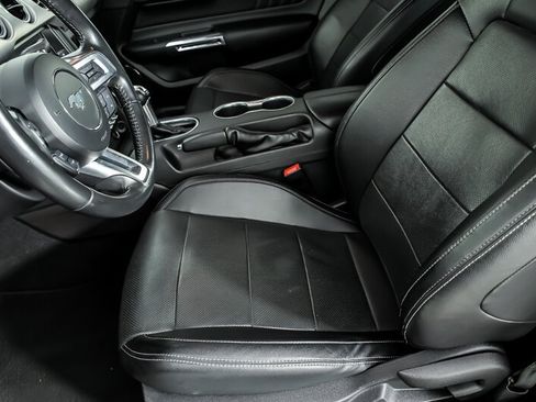 Used 2019 Ford Mustang GT Premium w/ Black Accent Package RWD image 16