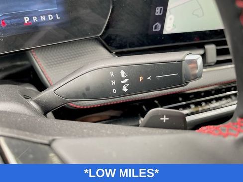 Used 2026 Chevrolet Equinox RS w/ Safety and Technology Package AWD/4WD image 17