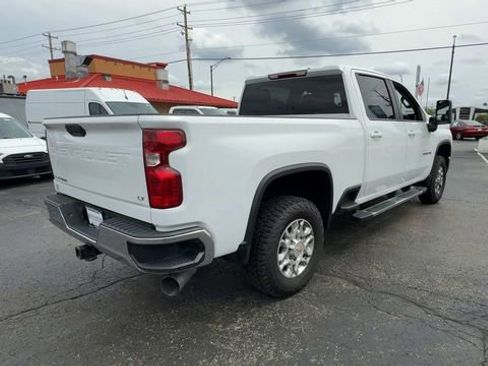 Used 2024 Chevrolet Silverado 2500 LT AWD/4WD image 8