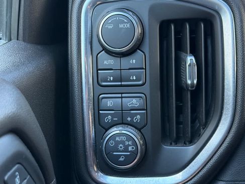Used 2020 Chevrolet Silverado 1500 LTZ w/ LTZ Premium Package AWD/4WD image 31