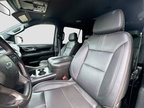 Used 2022 Chevrolet Tahoe RST w/ Luxury Package AWD/4WD image 20