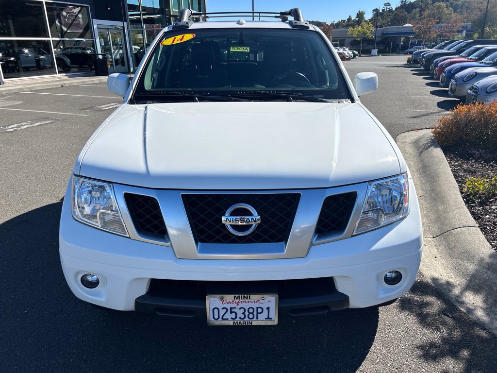 Used 2014 Nissan Frontier PRO-4X w/ Pro-4x Luxury Package AWD/4WD image 9