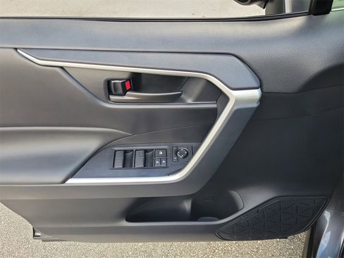 Used 2025 Toyota RAV4 LE image 13