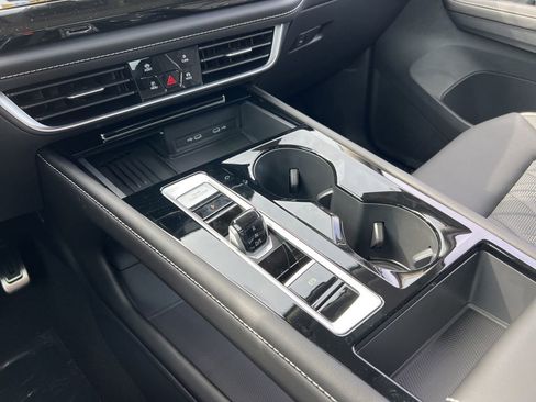 New 2026 Volkswagen Atlas SEL Premium R-Line AWD/4WD image 19