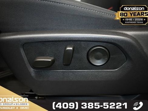 Used 2025 Chevrolet Silverado 1500 LT AWD/4WD image 7