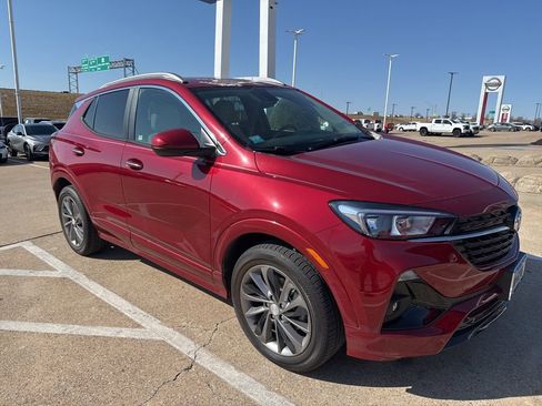 Used 2021 Buick Encore GX Select w/ Sport Touring Package image 3