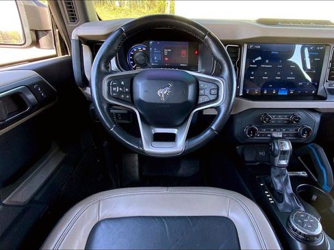 Used 2022 Ford Bronco Wildtrak AWD/4WD image 5