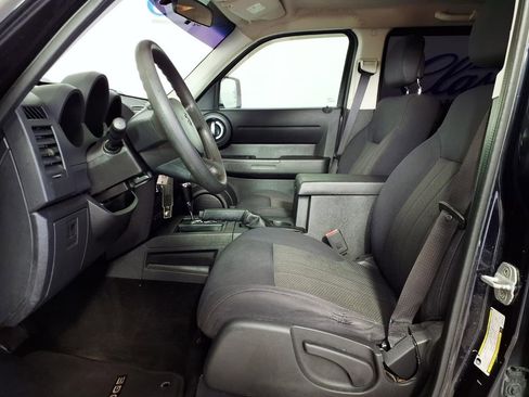 Used 2011 Dodge Nitro Heat image 9