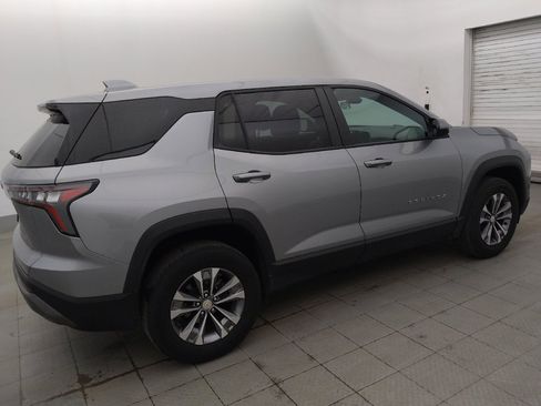 Used 2025 Chevrolet Equinox LT FWD image 10