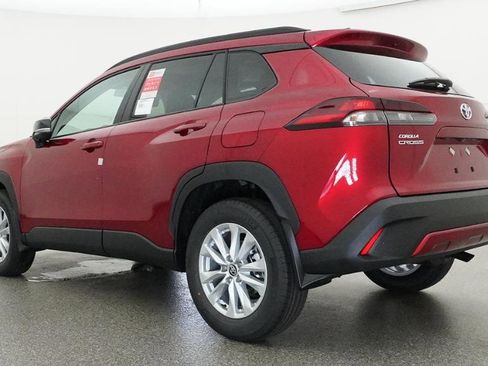 New 2026 Toyota Corolla Cross LE FWD image 11