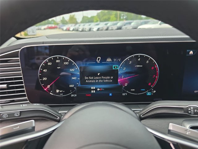 New 2026 Mercedes-Benz GLS 450 4MATIC image 32