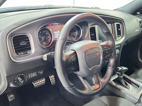 Used 2022 Dodge Charger GT image 11