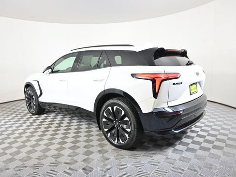 Used 2024 Chevrolet Blazer EV RS RWD image 4