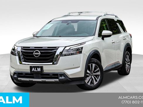 Used 2022 Nissan Pathfinder SL FWD image 1