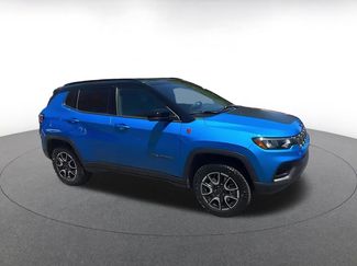 Used 2025 Jeep Compass Trailhawk AWD/4WD video 2