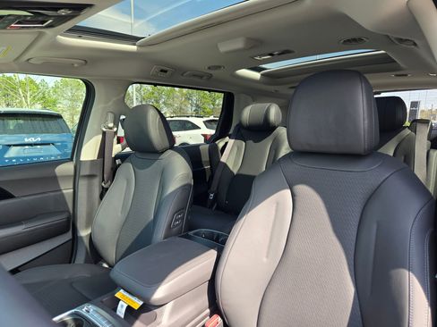 New 2026 Kia Carnival SX Prestige image 23