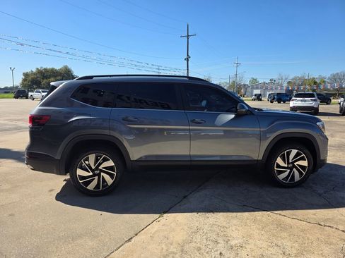 Used 2024 Volkswagen Atlas SE image 9