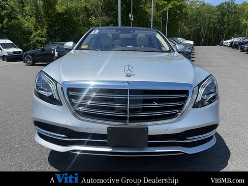 Used 2019 Mercedes-Benz S 560 Sedan image 3