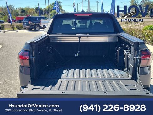 Certified 2026 Hyundai Santa Cruz SEL image 18