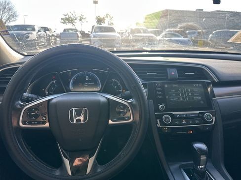 Used 2019 Honda Civic EX image 6