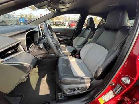 Used 2022 Toyota Corolla XSE FWD image 18