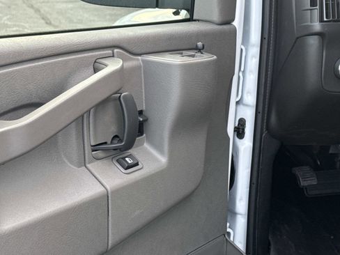 New 2026 Chevrolet Express 2500 w/ Driver Convenience Package RWD image 17
