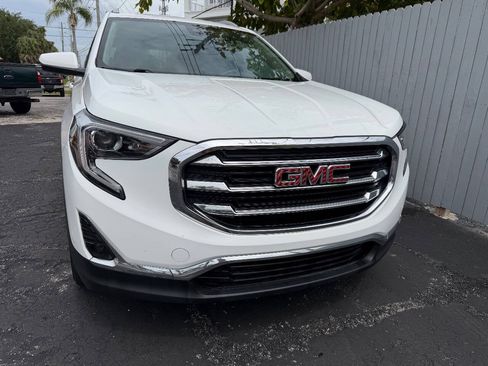 Used 2021 GMC Terrain SLT FWD image 4