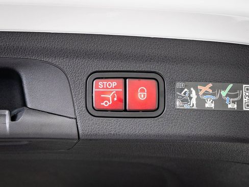 New 2026 Mercedes-Benz GLE 350 4MATIC image 19