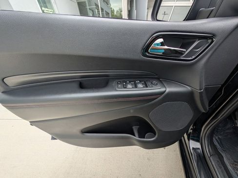 Used 2023 Dodge Durango GT image 38