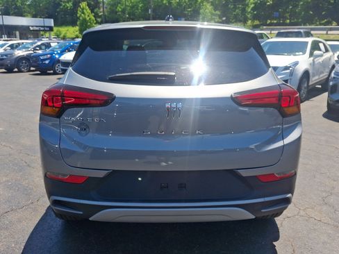 Used 2025 Buick Encore GX Preferred AWD/4WD image 5