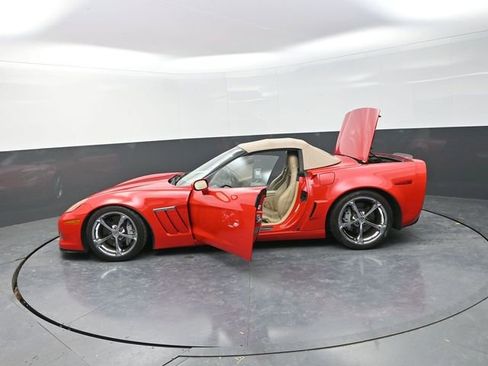 Used 2010 Chevrolet Corvette Grand Sport w/ Preferred Equipment Group image 35