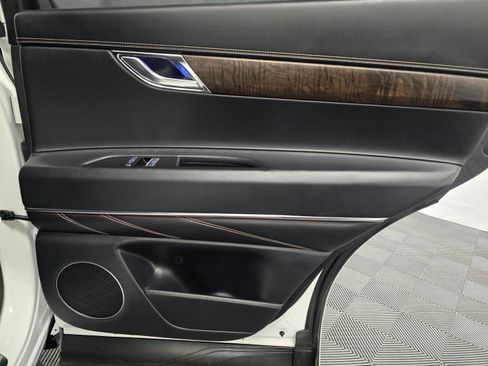 Used 2024 Genesis GV80 2.5T image 26