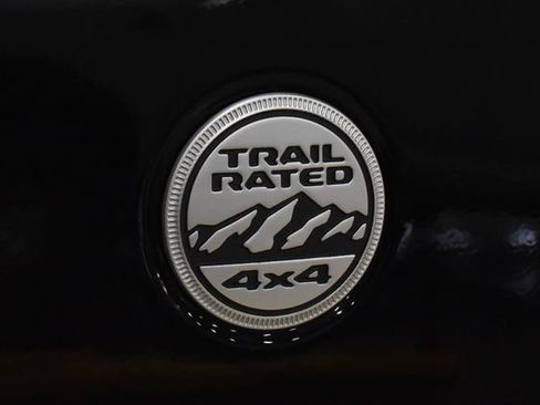 Used 2022 Jeep Wrangler Unlimited Sahara w/ Cold Weather Group image 37