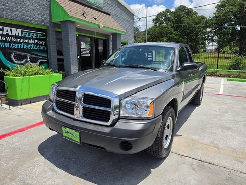 Used 2006 Dodge Dakota ST RWD image 3